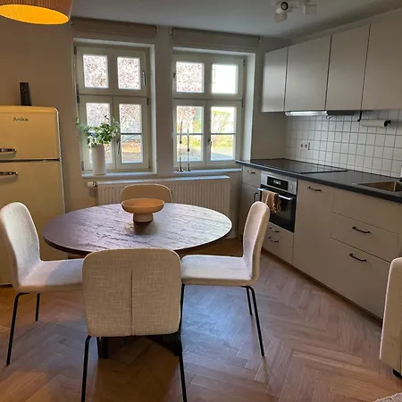 Altstadt Perle - Modernes Flair In Appartement